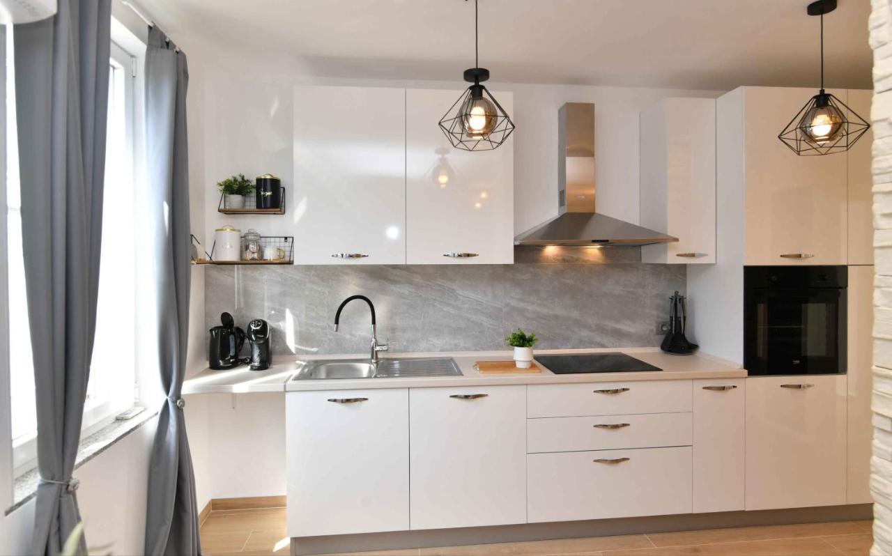 Apartman Leona Lovran Dış mekan fotoğraf