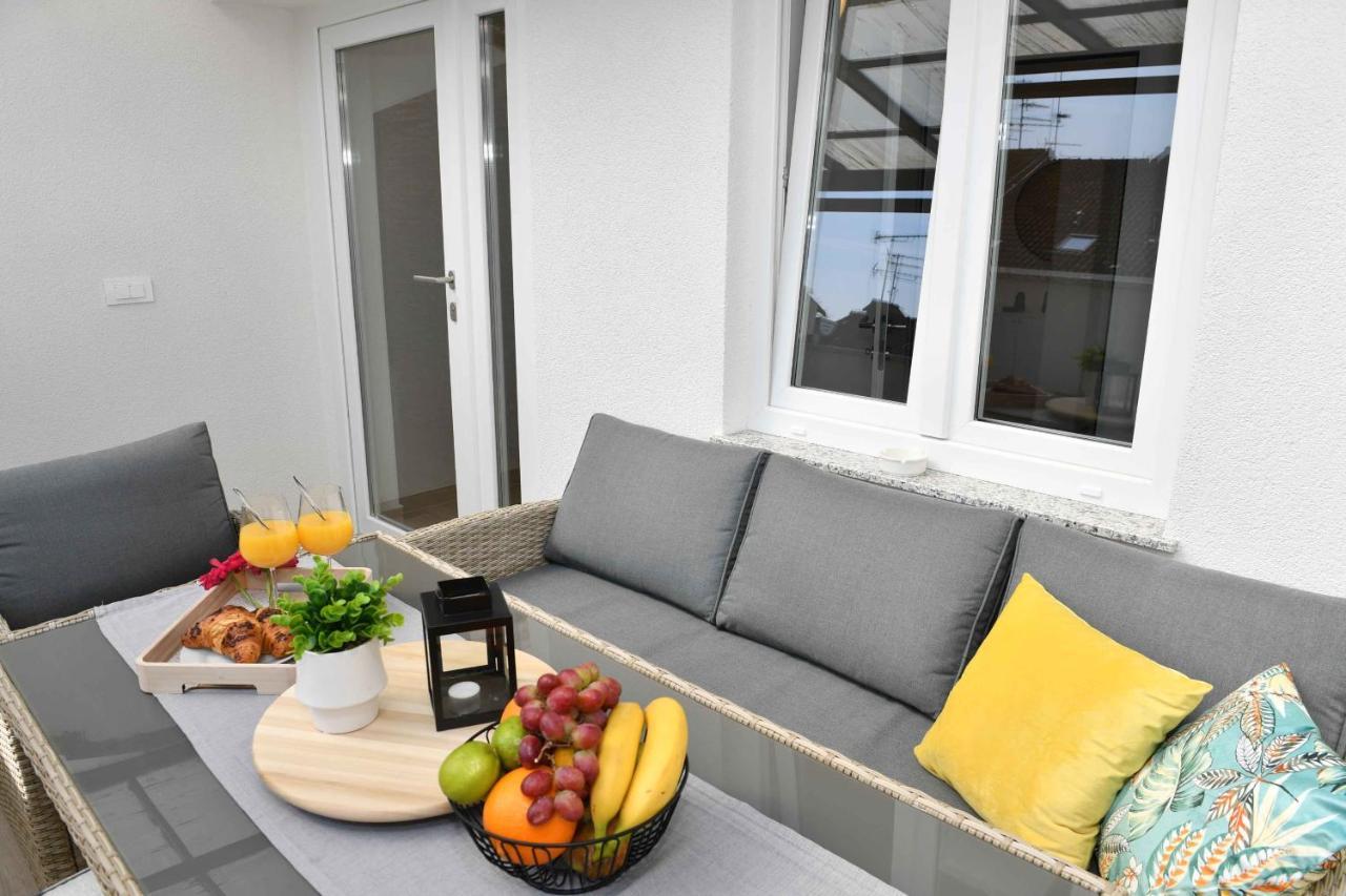 Apartman Leona Lovran Dış mekan fotoğraf