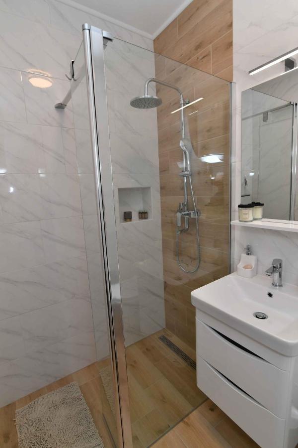 Apartman Leona Lovran Dış mekan fotoğraf