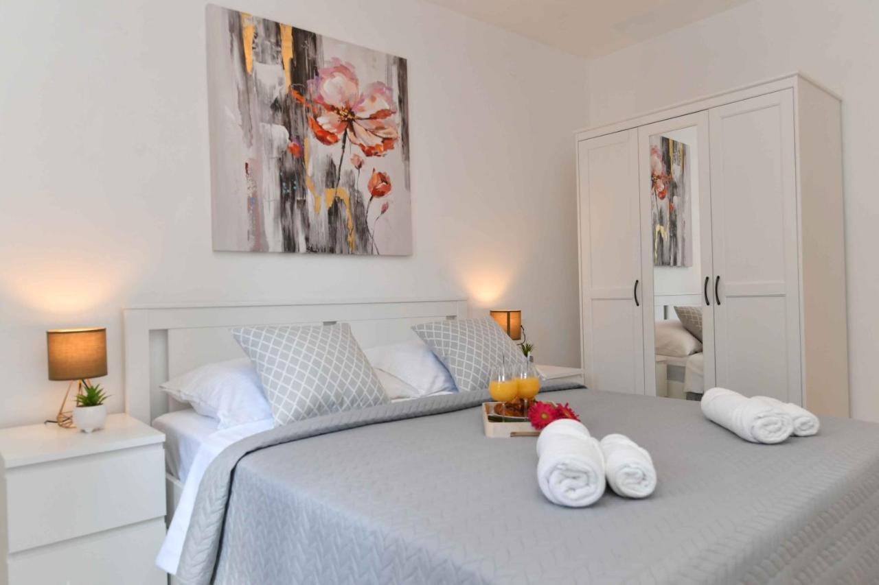 Apartman Leona Lovran Dış mekan fotoğraf